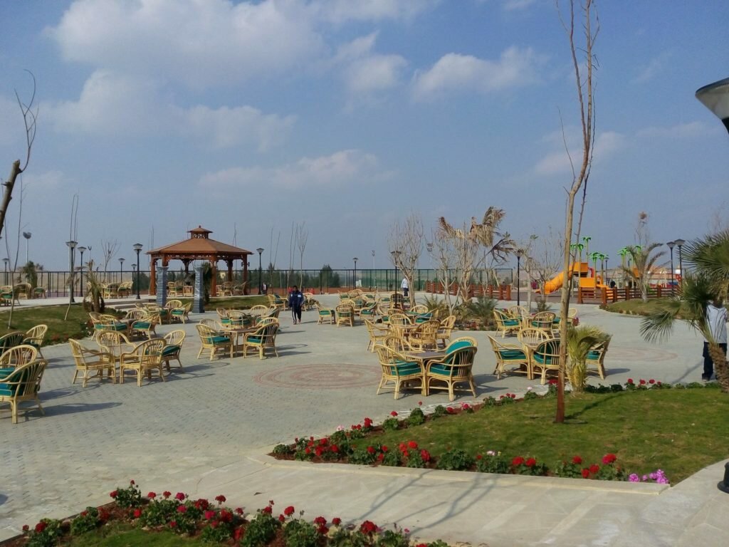 النادى الاهلى فرع الشيخ زايد