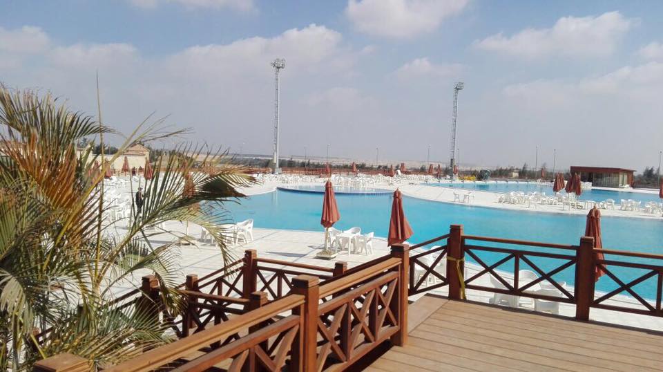 حمام السباحة النادى الاهلى الشيخ زايد