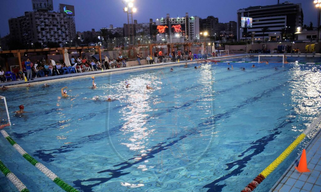 حمام السباحة الاوليمبى فى نادى الزهور