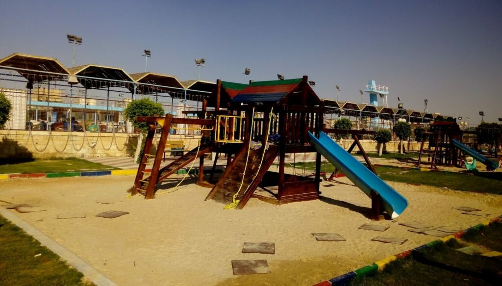 نادى الرواد