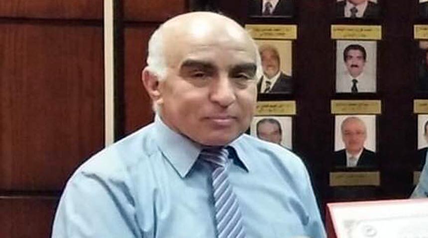 الدكتور عبدالجواد سعد رئيس قسم الطفيليات بالمعهد القومي للكبد بالمنوفية