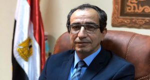 الدكتور ياسر حتاتة - عميد كلية الطب ورئيس مجلس إدارة المستشفيات الجامعية بجامعة الفيوم