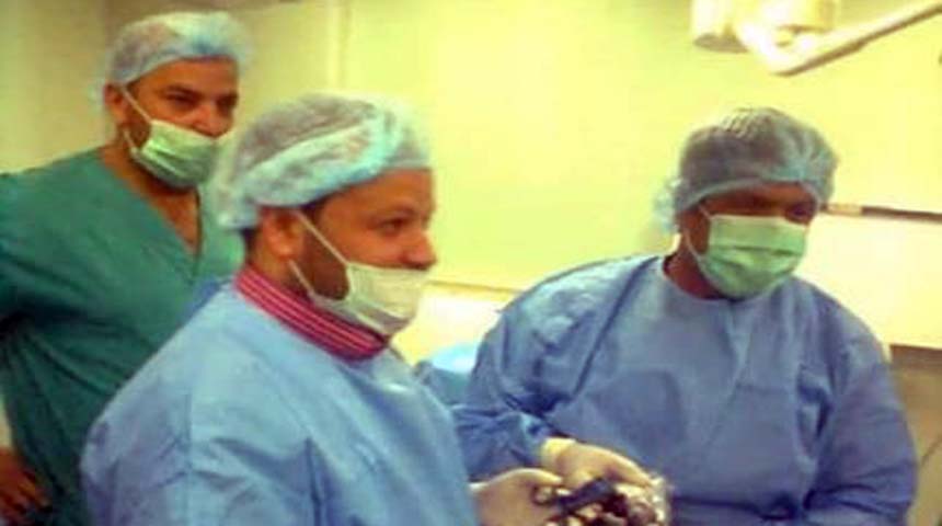 دكتور أيمن عبد الموجود إستشارى الجراحة العامة