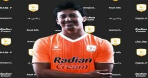 عمرو جمال لاعب نادي فاركو